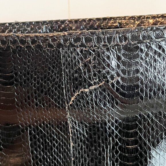 Vintage Black leather snake pattern bag with silver studs and chain strap - Picture 8 of 10